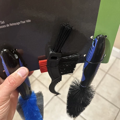 EVO BWB-1 Bike Wash Brush - Thumbnail 5