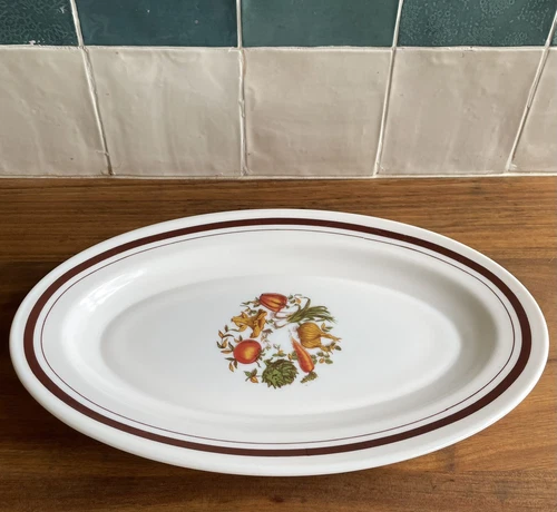 Arcopal France Légumes (Vegetables) Platter  Cupped Serving 1960s Milk Glass