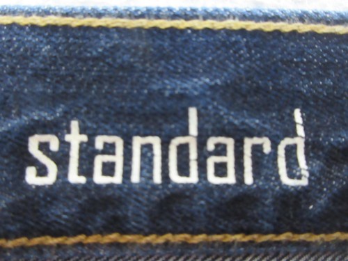 Jeans 7 For All Mankind Uomo 31x34 Standard Distressed Denim Bottoni Pantaloni Fly - Foto 17 di 23