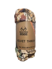 Real Tree Edge Velvet Throw 50”x60” Camouflage Pattern Machine Washable 