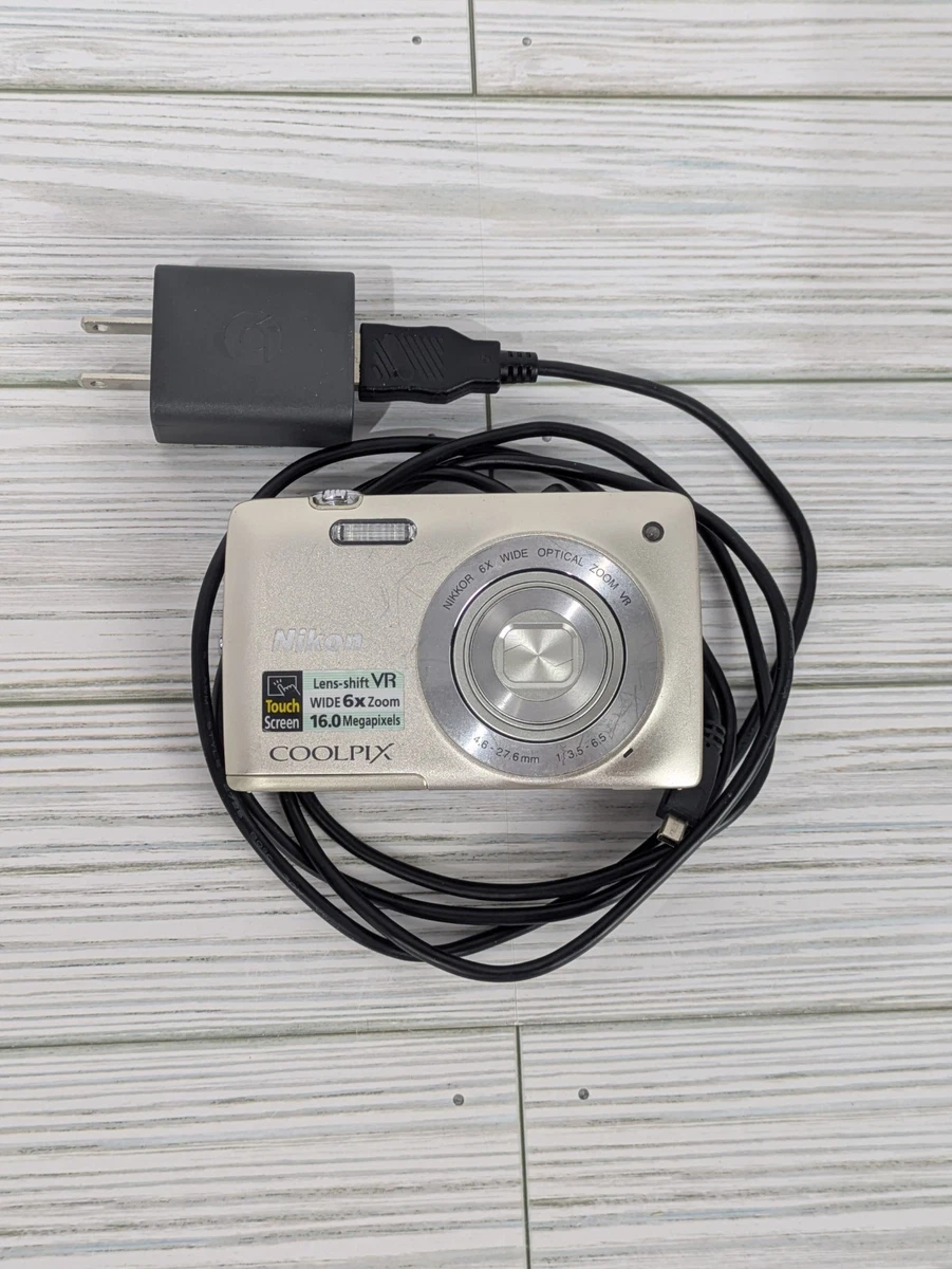 ニコンNikon COOLPIX 4300 専用ケース付き美品 Nikon COOLPIX 4300 4-megapixel digital camera at Crutchfield
