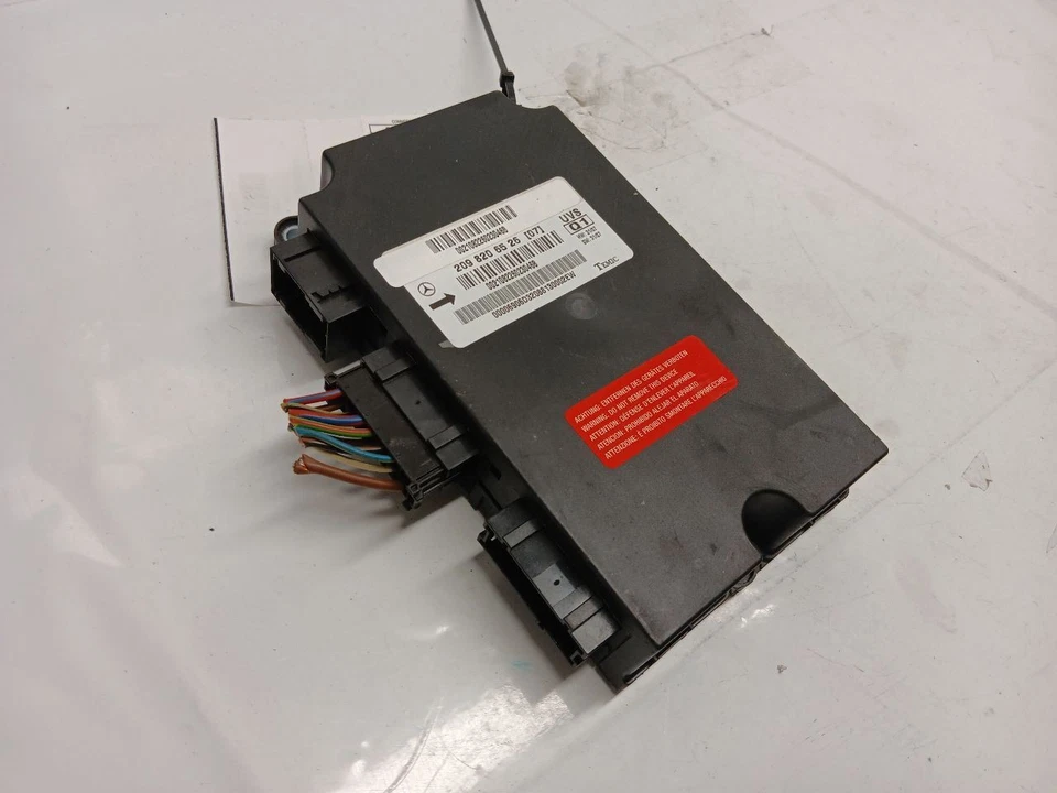 03-09 Módulo de control de techo superior convertible Mercedes Benz CLK350 2098200026 Foto 2 de 4