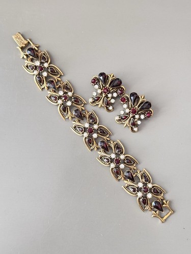 Vintage FLORENZA Bracelet & Earring Set, Garnet Red Crystal, Faux Pearl!