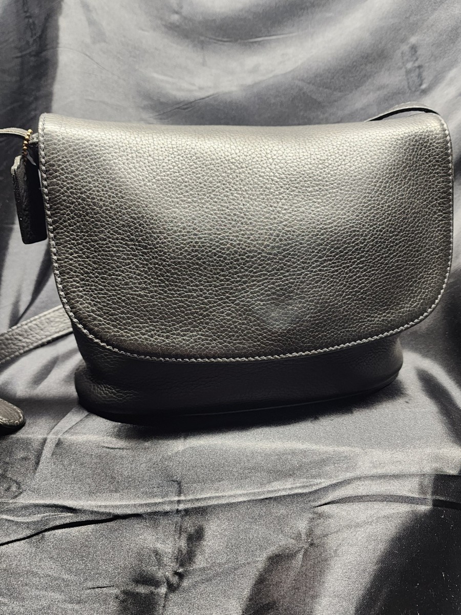Vintage Coach Model #4903 Large Sonoma Flap Black Thick Pebbled