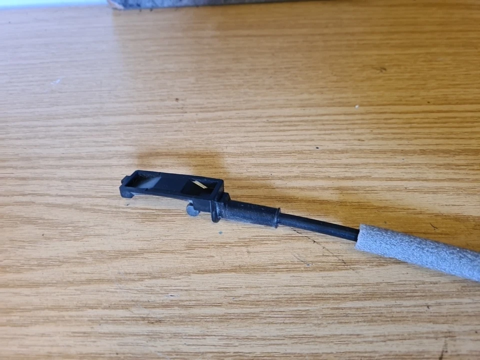 2005 VOLVO S60 SE MK1 FL SALOON DRIVER SIDE REAR DOOR LOCK MECHANISM 30699756 - Image 2 of 4