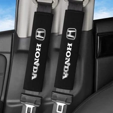 2 pieces suitable for Honda car seat belt shoulder pad accessories, black/red