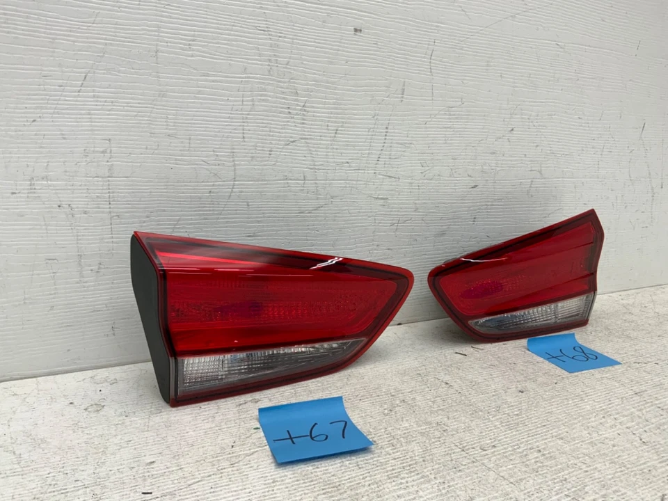 2017 2018 年现代伊兰特 GT (i30) 右侧和左侧内尾灯原始设备制造商 PE — 第 2/4 张图片