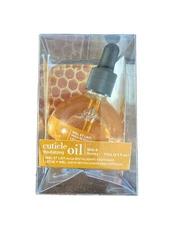 Cuccio Revitalize Cuticle Oil 2.5 oz Milk & Honey NIP