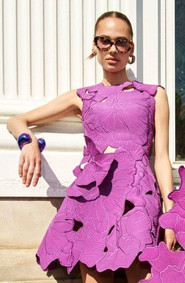 Oscar de la  Renta Spring 2023 Purple Floral Embroidered Cutout Mini Dress US 6