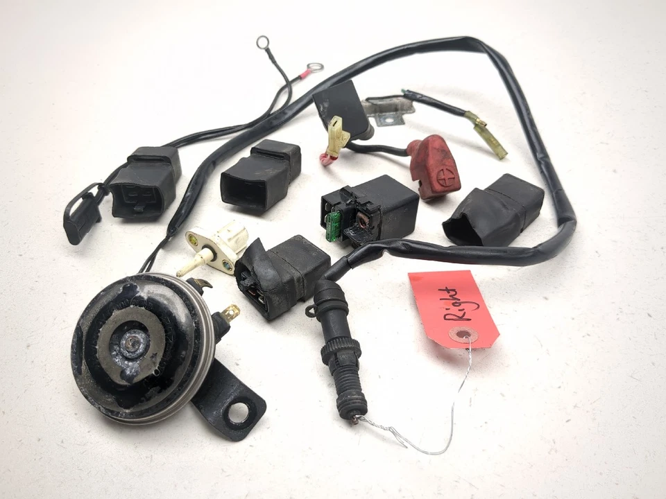 02 03 Honda CBR900RR CBR 954 Juego de relés Interruptor de freno Arranque Batería Bocina Foto 3 de 4