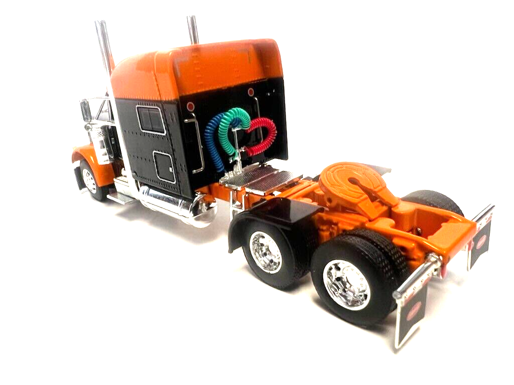 Scala 1:64 DCP 2 Camioncini DCP 1/64 Peterbilt 379/389 Con Scala 1:64 DCP 2 Camioncini DCP 1/64 Peterbilt 379/389 Con