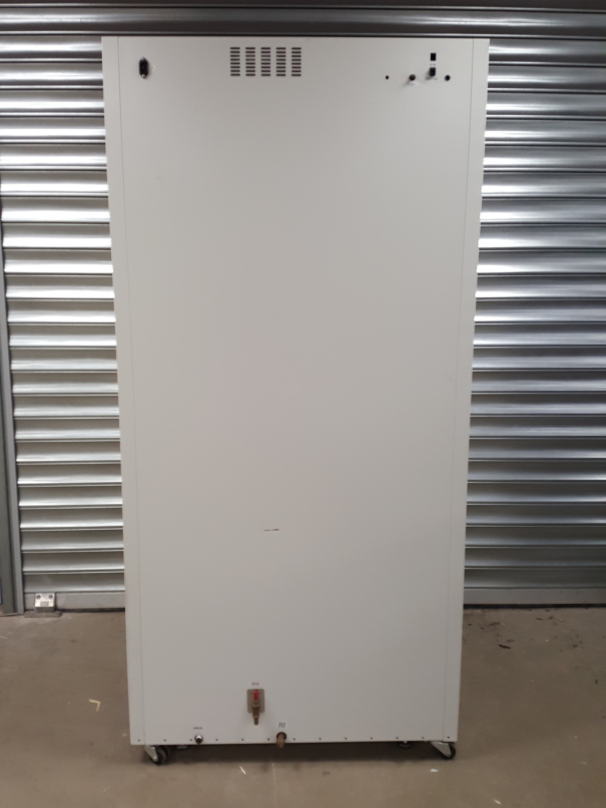 Thermo Scientific Forma ReachIn CO2 Laboratory Incubator Model 3951