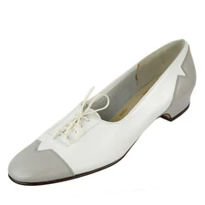 NEW Vintage Gray & White SALVATORE FERRAGAMO Lace Up Low Heel Pump 6.5 AAA ITALY