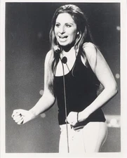 BARBRA STREISAND-ORIGINAL PHOTO-LIVE-ON STAGE-TANK TOP
