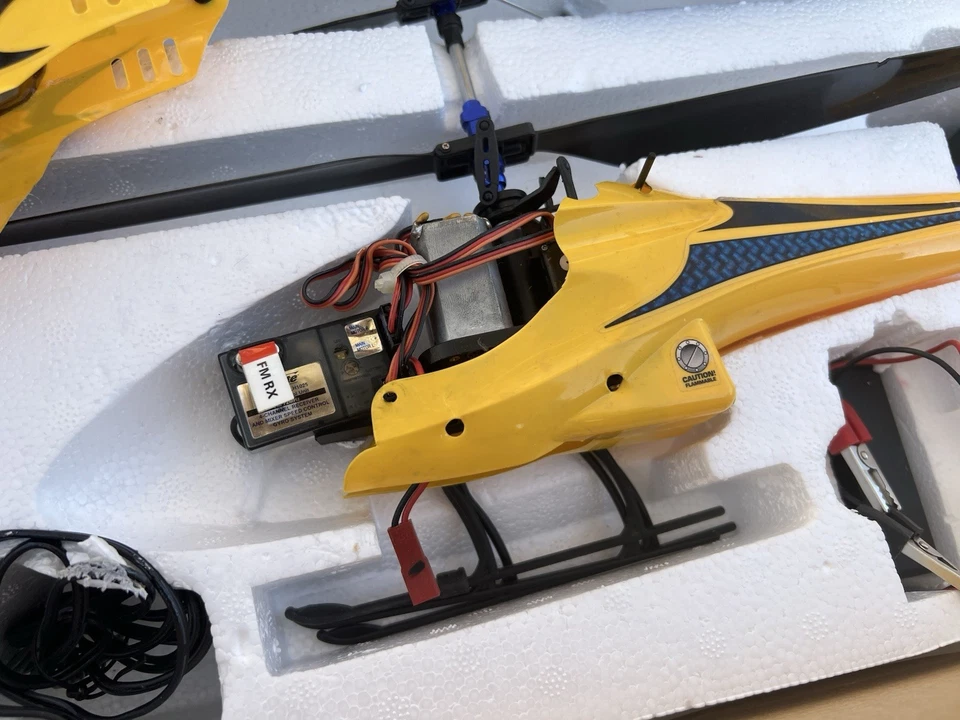 Used RC E-Flight Blade CX For Parts Or Repair #EFLH1200 - Image 3 of 4