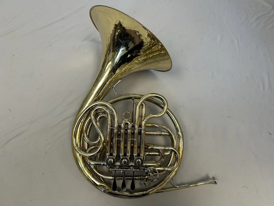 DE COLECCIÓN KING por THE H.N. WHITE CO. DOBLE CUERNO FRANCÉS + PIEZA M + ESTUCHE ORIGINAL Foto 2 de 4