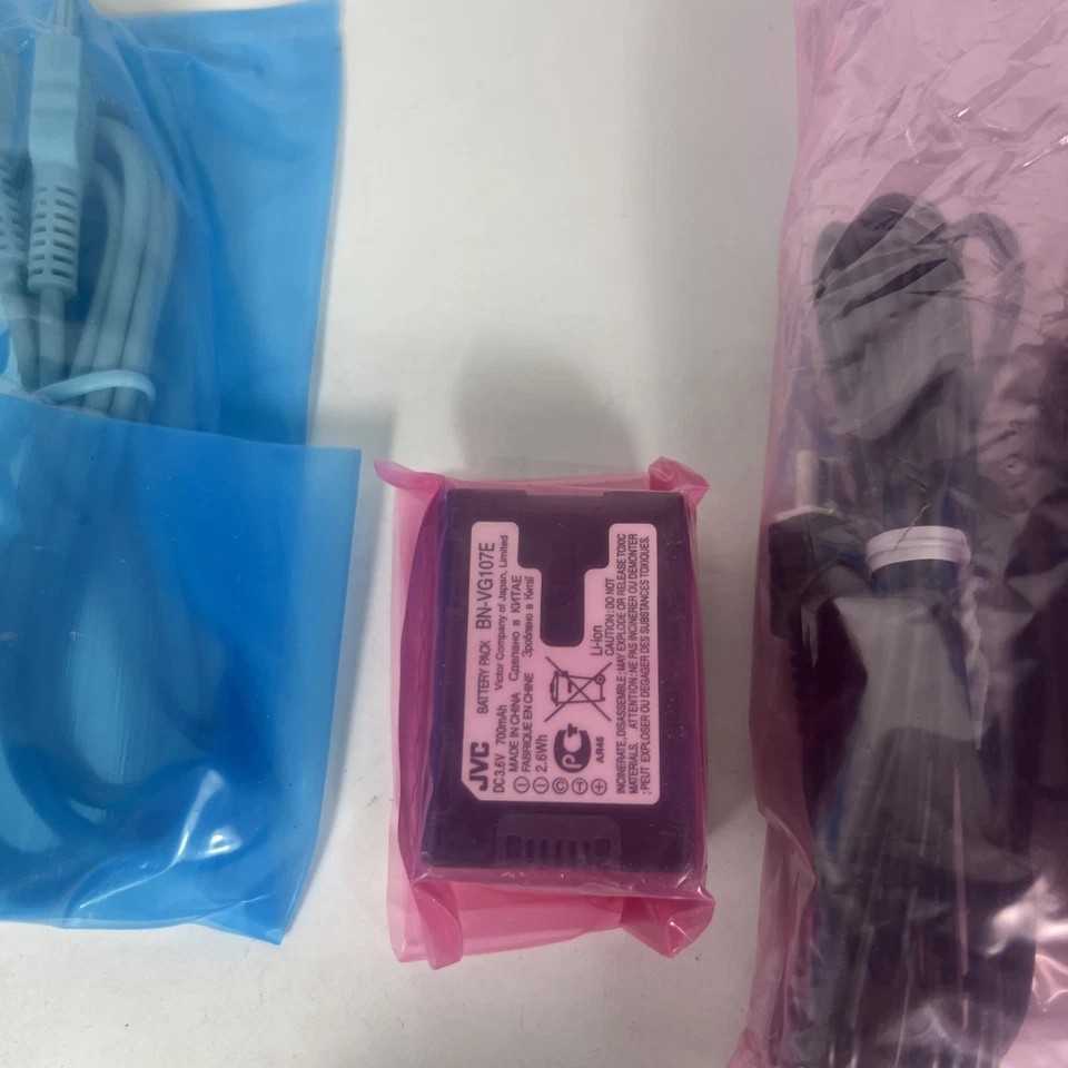 JVC Everio GZ-MS110BEK Digital Camcorder BRAND NEW Boxed - Image 4 of 4