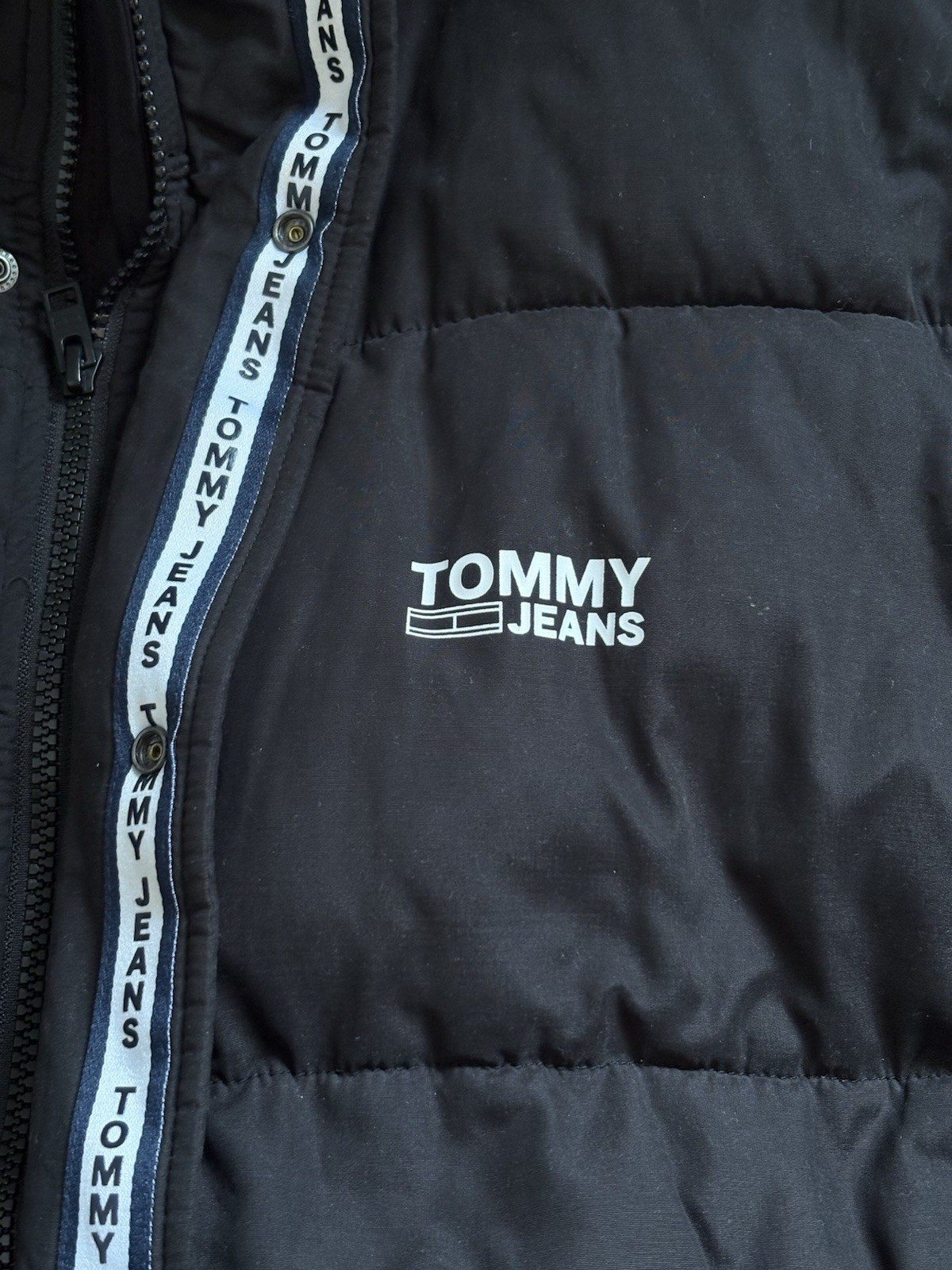 Tommy Hilfiger Tommy Jeans Essential Puffer Coat Size Medium image 6