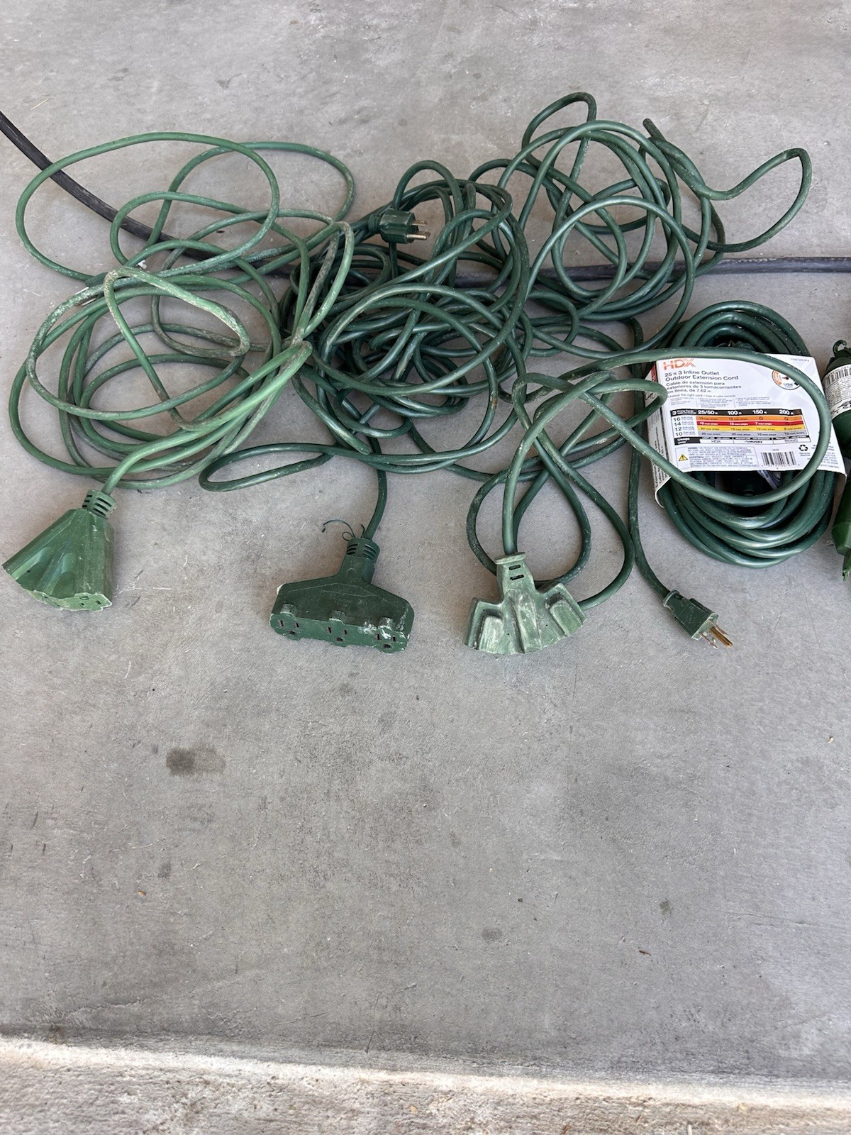 2 HDX Home Depot 25ft 14 Gauge 3 Inline Outlet Outdoor Extension Cord Green