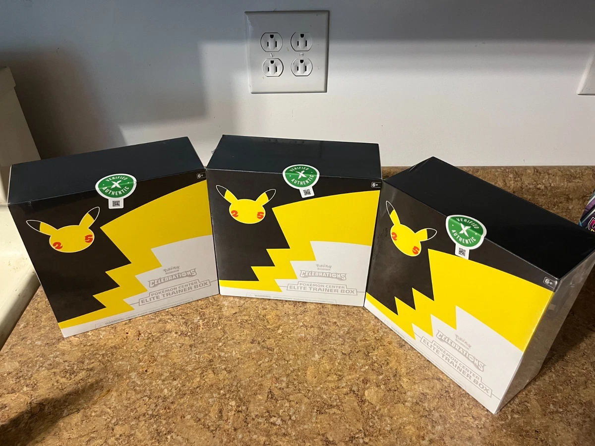 Preços baixos em Pokémon TCG 25th Anniversary Booster Caixas