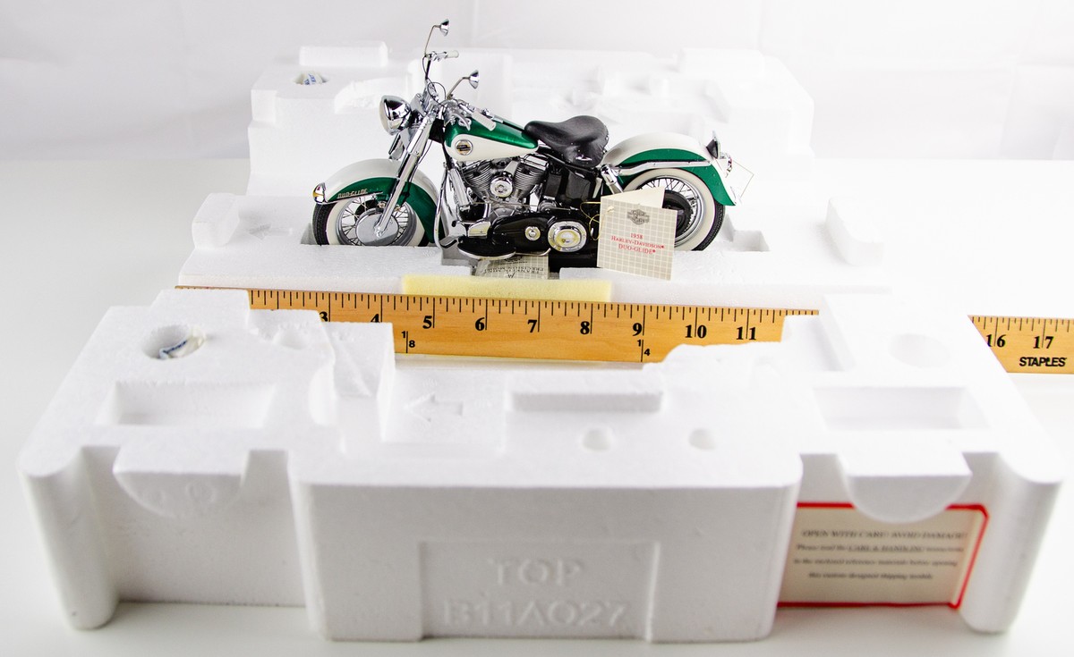 Franklin Mint Harley-Davidson 1958 Duo-Glide Diecast