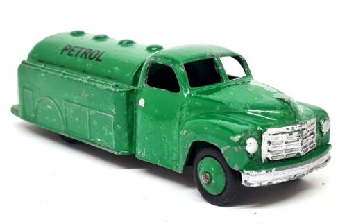 Camión cisterna modelo vintage Dinky Toys Meccano 441 Studebaker Castrol combustible - Imagen 1 de 5