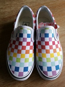 vans checkered rainbow