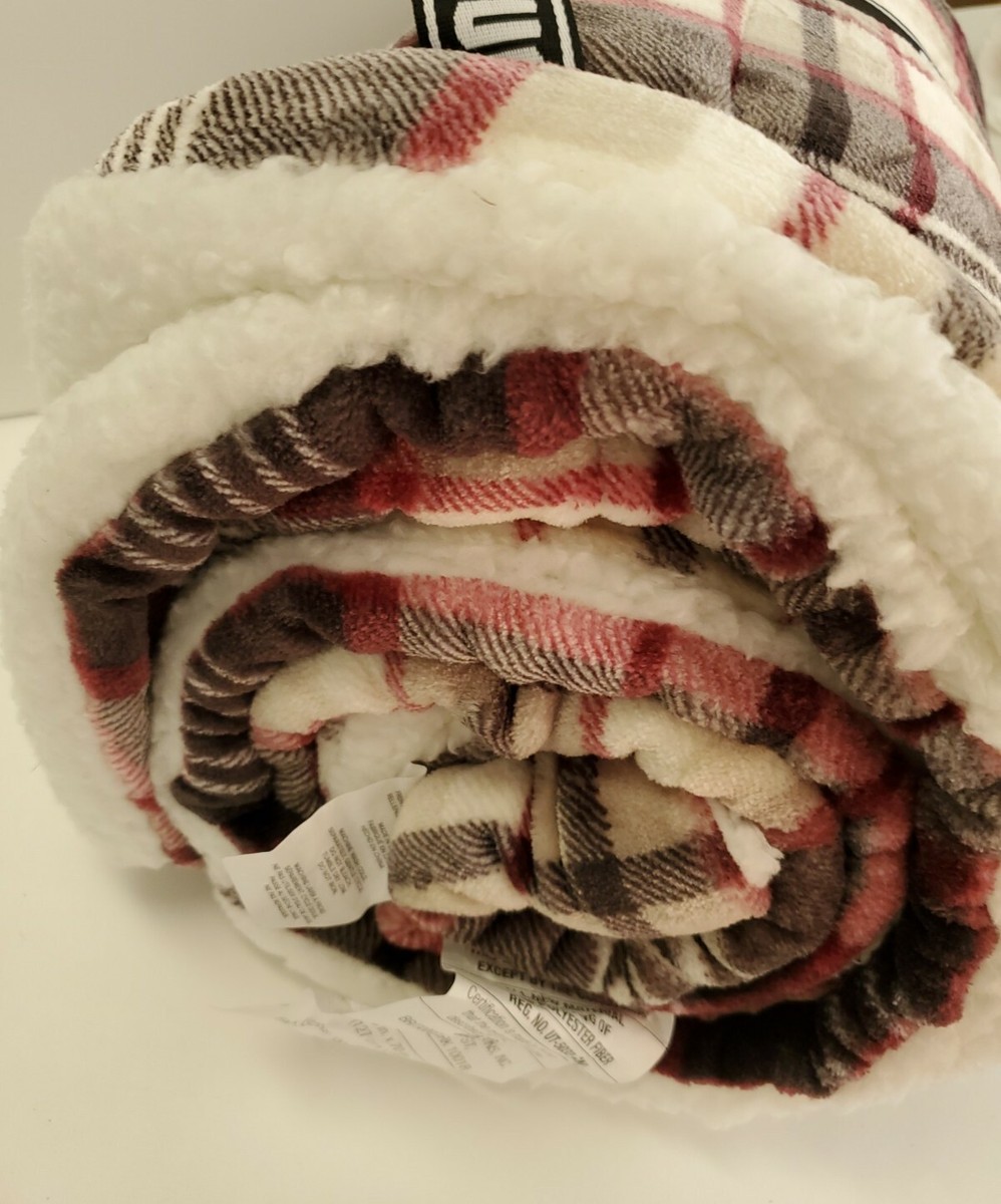 ugg avery quilted throw blanket in plaid