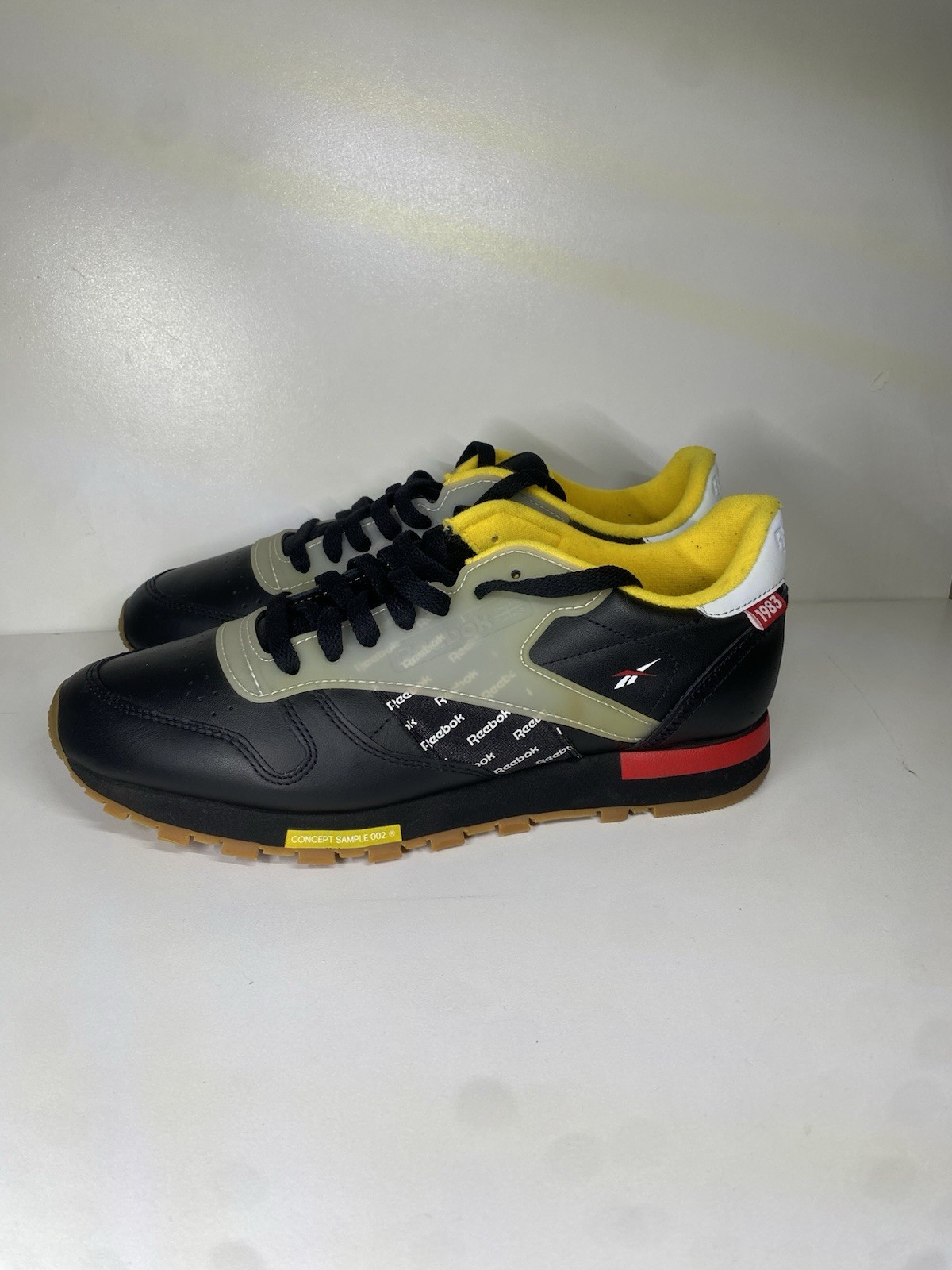 Reebok Concept Sample 002 Size 8.5 image 2