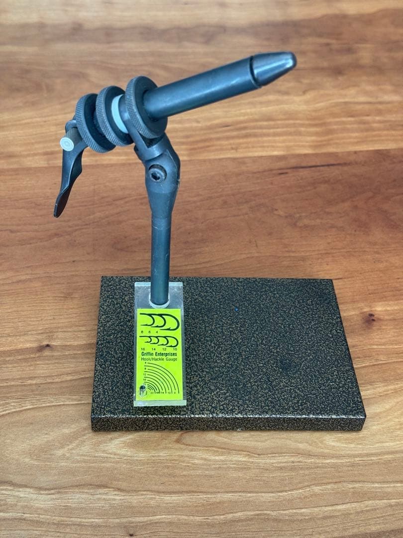 Thompson Fly Tying Vise Stand Tool Set Metal Black Gold Case - Image 2
