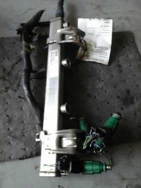 Fuel Injection Parts Fuel Injector 4-138 2.3L Fits 03-05 MAZDA 6 74735 Foto 3 de 3