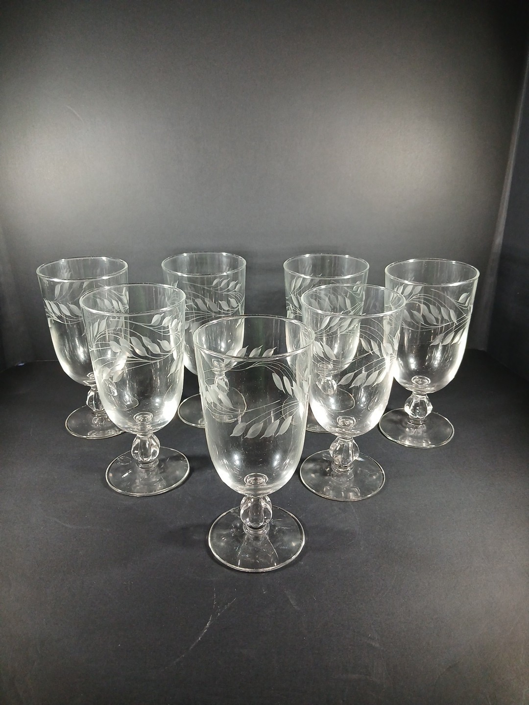 Glasses ~ Set Of 7~6 3/4"