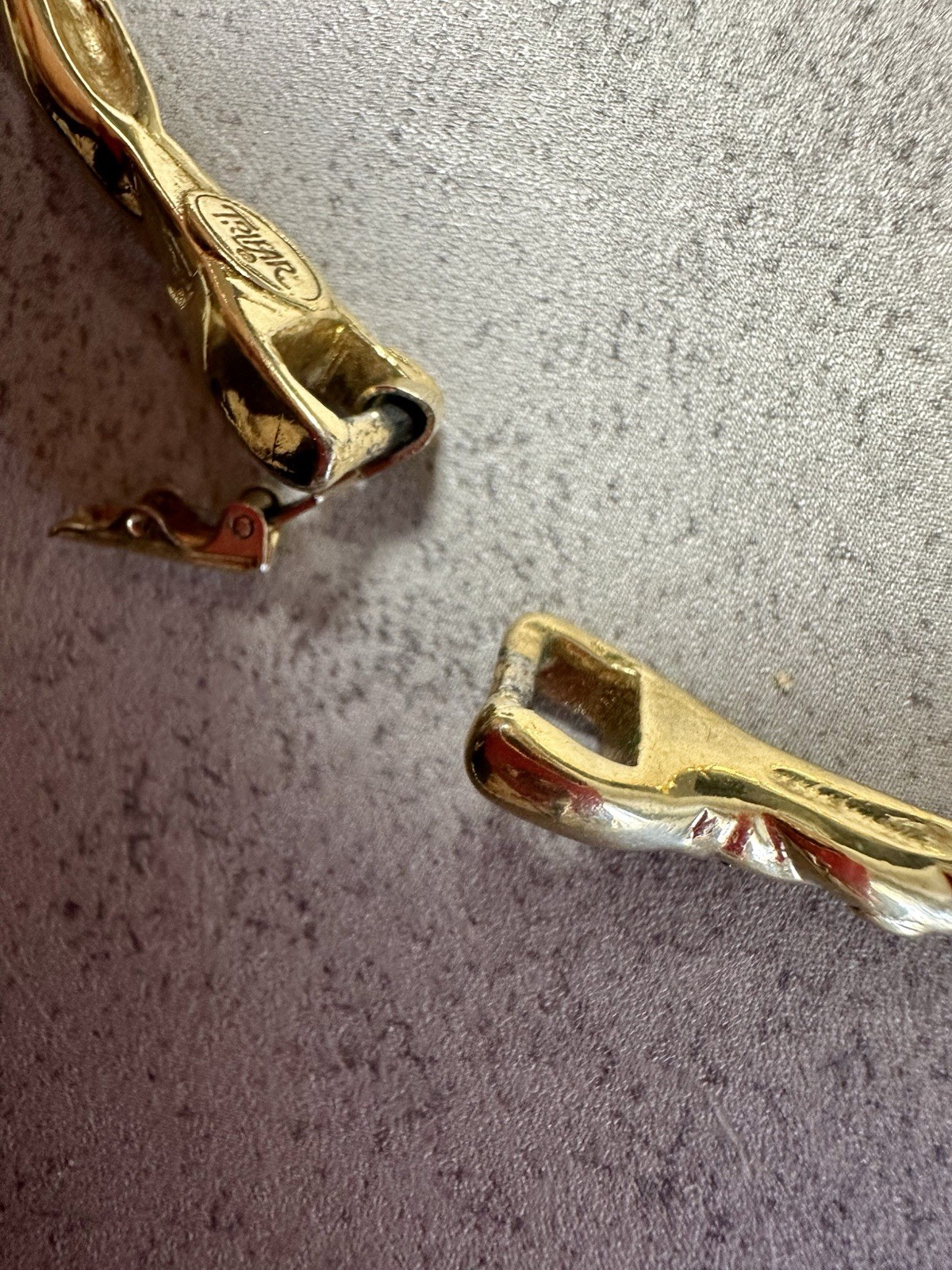 TRIFARI Structured Signed Statement Choker Collar… - image 13