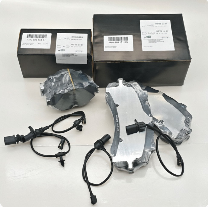 Bentley Bentayga 2015-2020 Front Brake pads Set P/N 4M0698151BN
