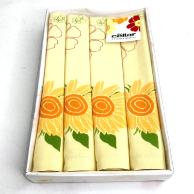 The Cellar Fashion Napkins (4) Macy's Retro Style 19'' X 19'' Floral Yellow Cotton