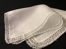 10166 Gorgeous Vintage Hand Tatted Lace Linen Wedding Handkerchief