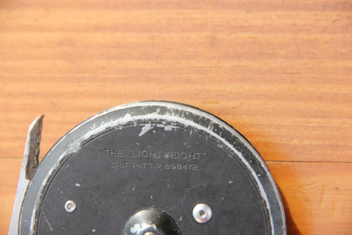 VINTAGE HARDY 'THE LIGHTWEIGHT' FLY REEL IN ORIGINAL BOX | eBay VINTAGE HARDY 'THE LIGHTWEIGHT' FLY REEL IN ORIGINAL BOX | eBay