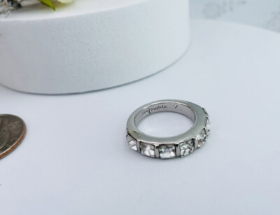 Lia Sophia Silver Tone Multi Clear Cut Crystal Ring Size Of 7
