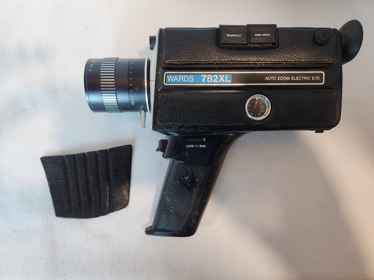 Vintage Montgomery Wards 782XL Super 8mm Movie Camera
