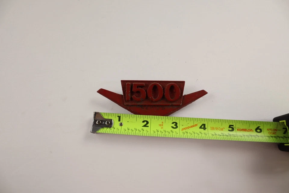 Винтажный International Harvester IH 1500 серии красный хром молдинг Roth - Изображение 2 из 4