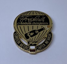 Pin de solapa globo aire caliente vino Freixenet Cordon Negro Carta Nevada (48)