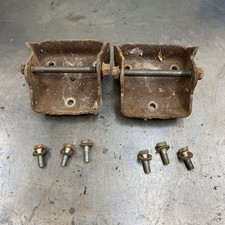 Small Block Chevy Big Block Gm Engine Mounts Set Clamshell Oem Sbc Bbc Small Block Chevy Big Block Gm Engine Mounts Set Clamshell Oem Sbc Bbc