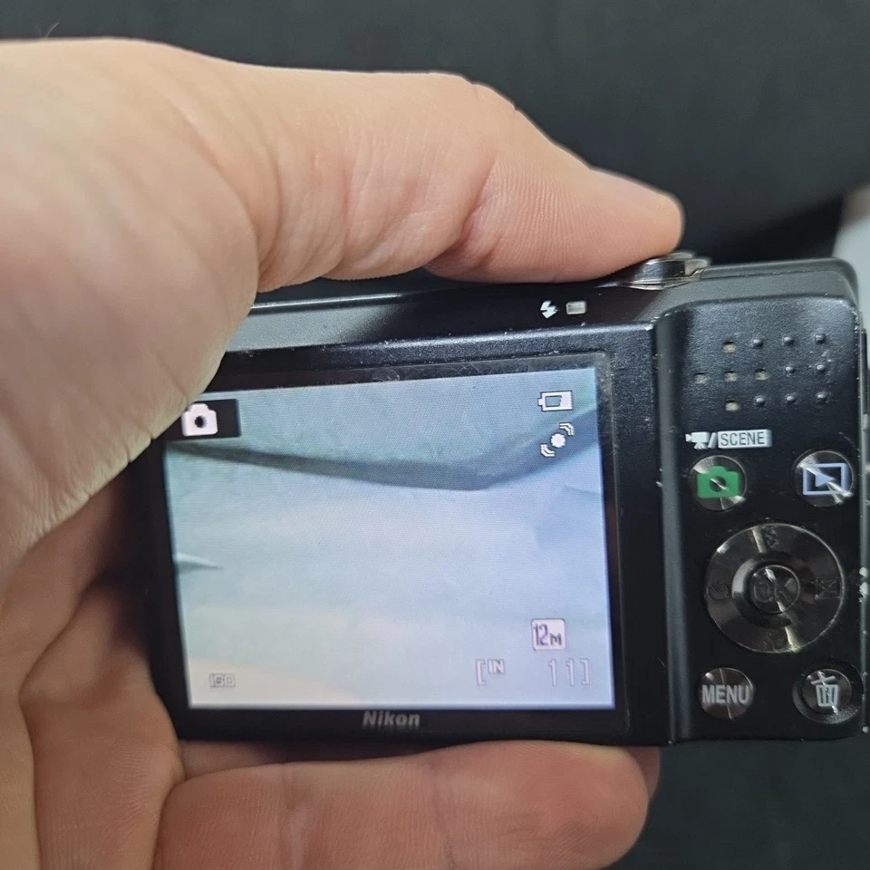 Nikon COOLPIX S570 12.0MP Digital Camera - Black - TESTED - No Charger #5 - Image 3 of 4