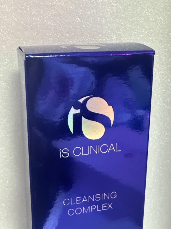 (NEW) - iS Clinical CLEANSING COMPLEX 180ml - RRP £48 - Image 2 of 4
