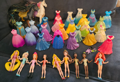 magiclip princess dresses Amazon.com: Disney Princess Little Kingdom Magiclip Fashion Giftset : Toys & Games