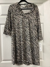 Lulu B XL 3/4 Sleeve Zebra Print Ruffle Neck Dress Upf50