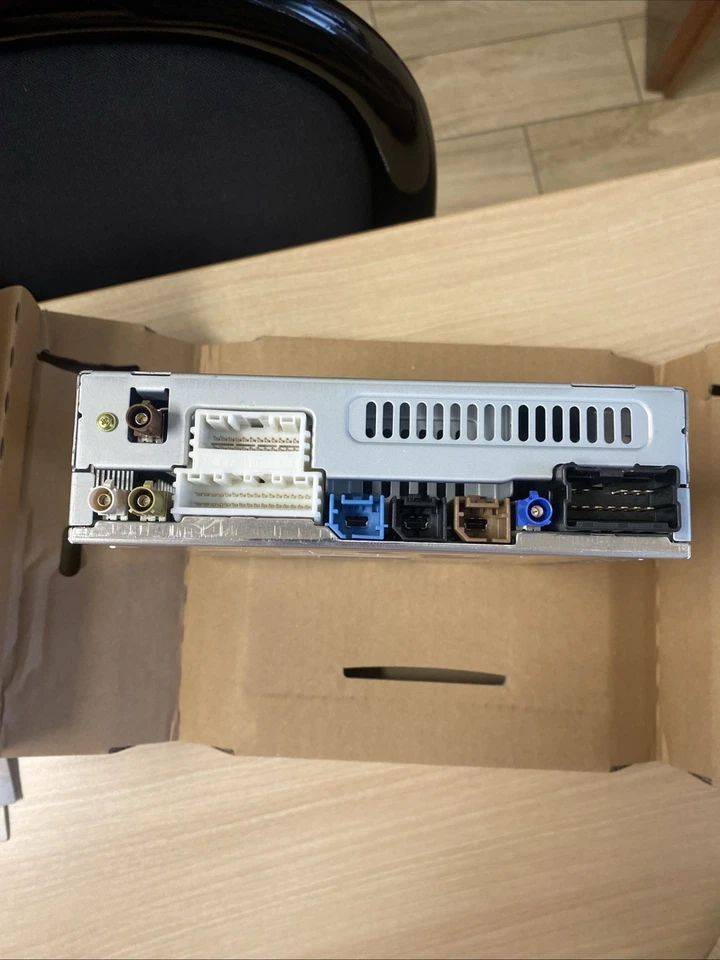 Radio Renault Kadjar R-LINK 2 con scatola originale - Immagine 4 di 4