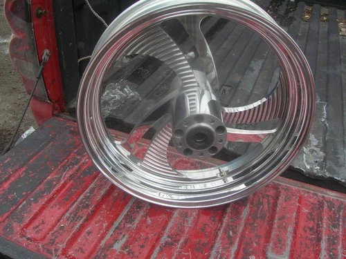 VICTORY VEGAS REAR WHEEL 18" PERFORMANCE MACHINE NEW