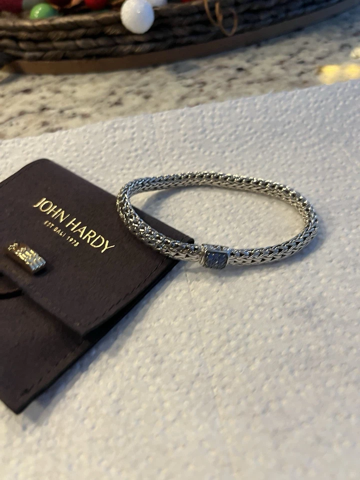 Brazalete de plata de ley con zafiro John Hardy $350 Foto 2 de 3