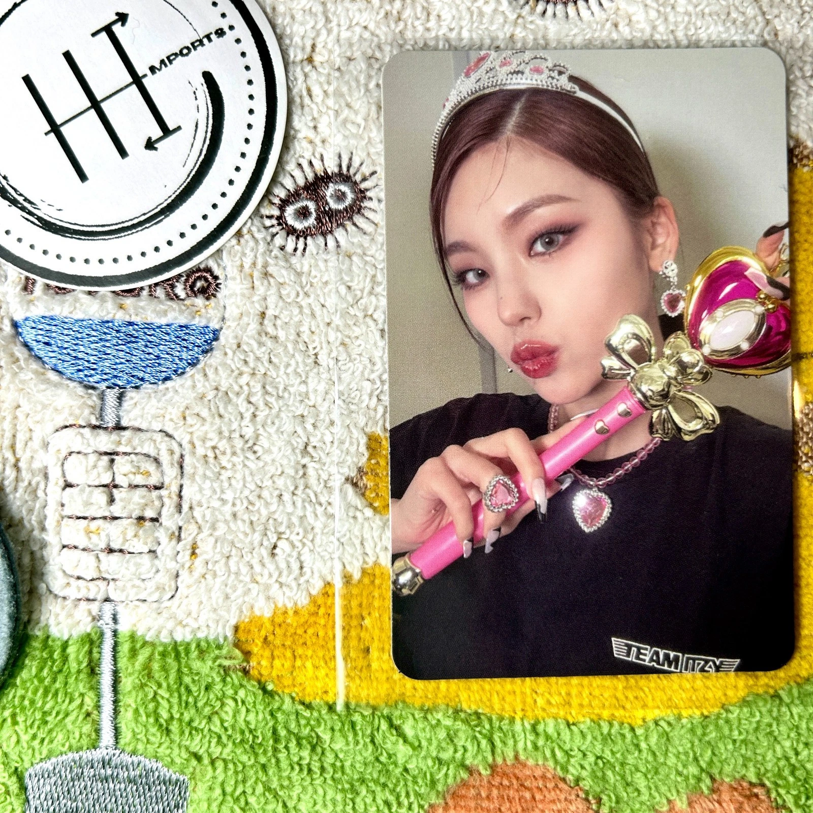 Yeji – CHECKMATE HMV Japan pre-order benefit photocard photocard